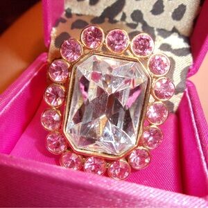 Betsey Johnson Big Square Lucite Princess Pink Gem/Crystal Vintage Ring W/Box 7